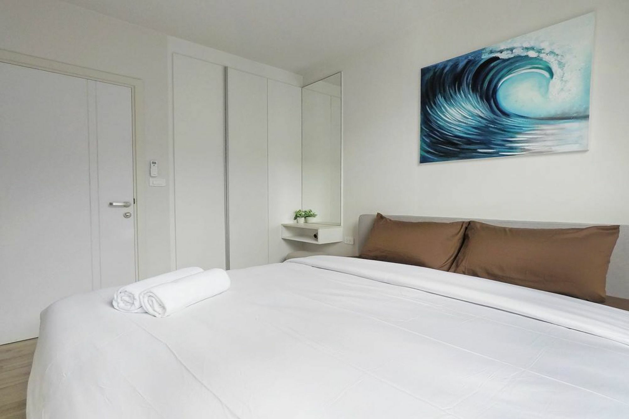 Hotel The Base Height By Gif Phuket